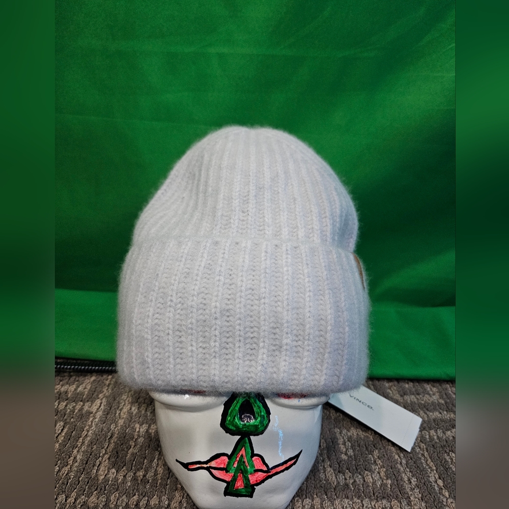 Vince Plush Cashmere Chunky Knit Hat - Grey